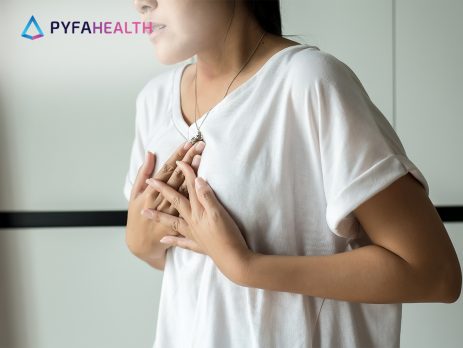 Apa gejala dan penyebab nyeri dada sebelah kanan? Simak penjelasan berikut.